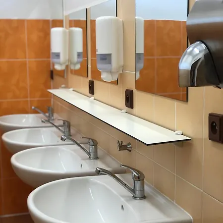 Woodland De Regenboog 캠프장 슬루노브